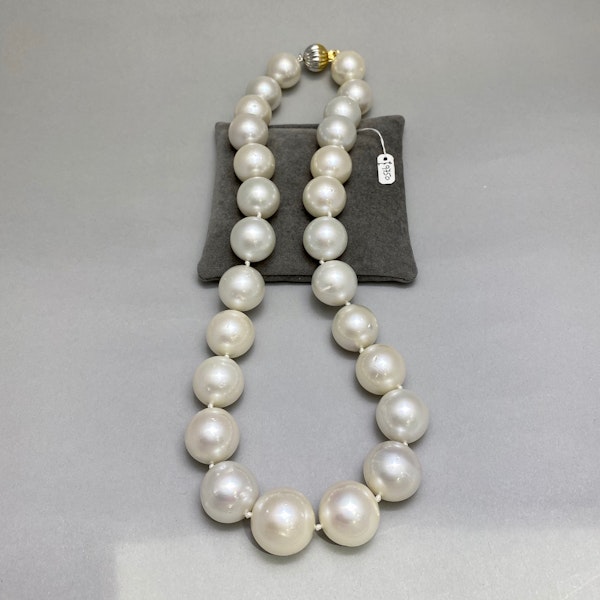 South Sea 13-16mm Cultured Pearl Necklace, natural colour, 14ct Yellow/White Clasp date circa 1980, SHAPIRO & Co since1979 - image 2