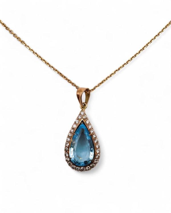 Pear shape aqua and diamond pendent - image 4