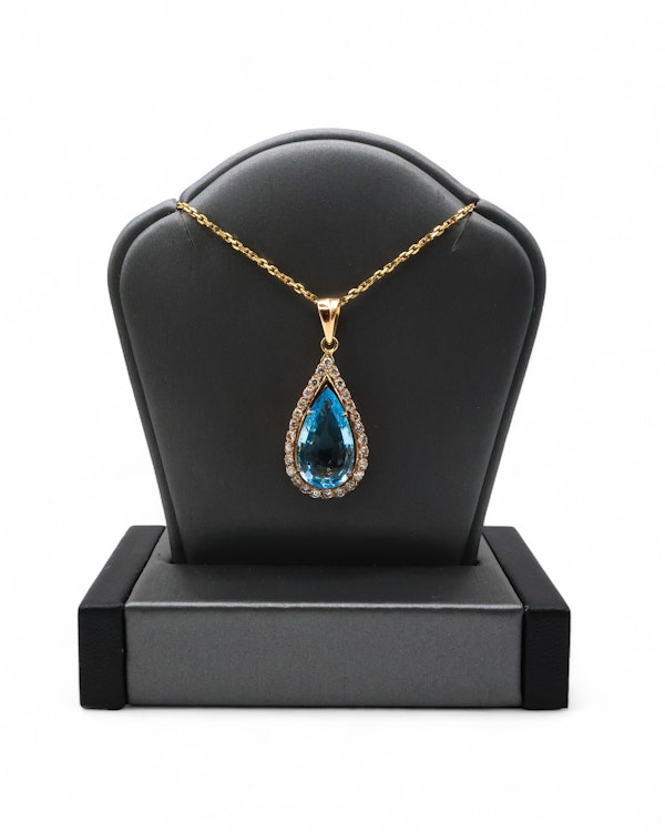 Pear shape aqua and diamond pendent - image 2