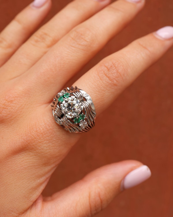 Bold& stunning art deco diamond& emerald ring - image 5