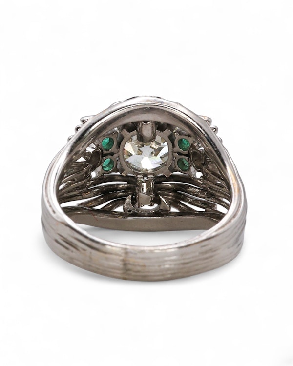 Bold& stunning art deco diamond& emerald ring - image 4