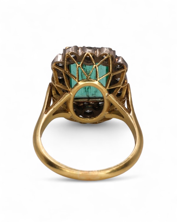Lovely Vintage Emerald Diamond ring at Deco&Vintage Ltd - image 4