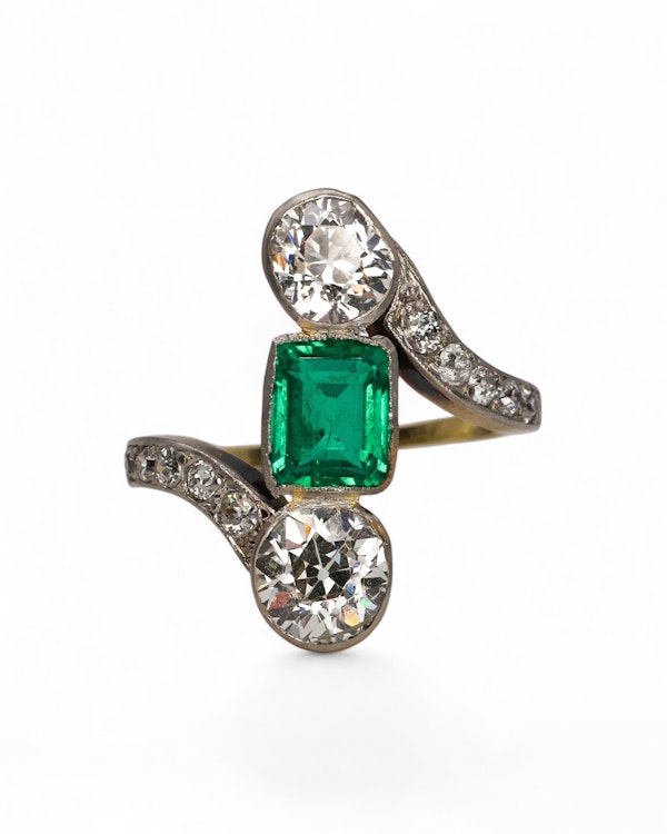 Beautiful Art Nouveau Emerald Diamond Ring at Deco&Vintage Ltd - image 2