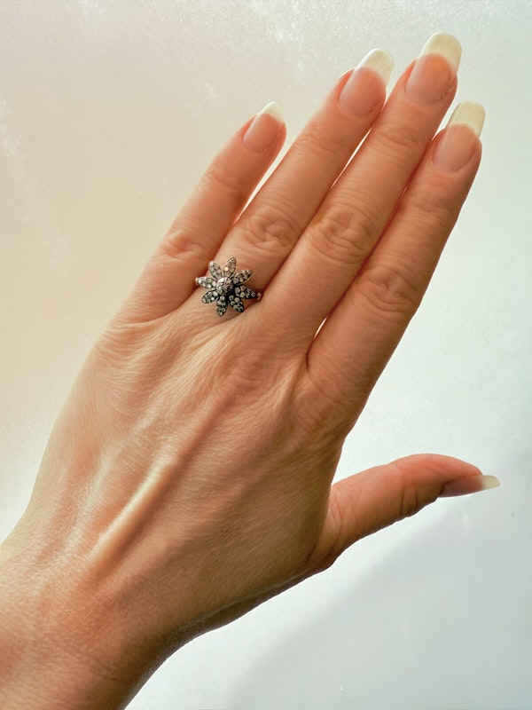 Gold & Silver, Diamond Flower Ring. - image 4