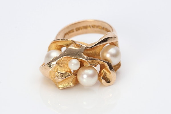 Bjorn Weckstrom gold & pearl ring "Dew Drops" - image 2