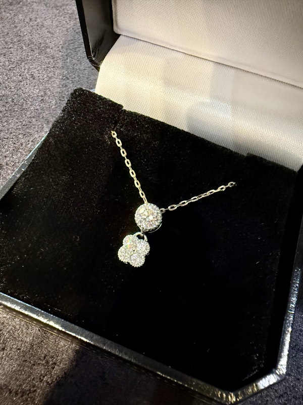 0.56ct Diamond Necklace - image 5