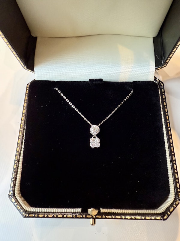 0.56ct Diamond Necklace - image 6