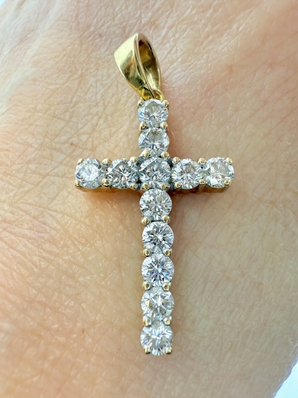 Cross, 0.86ct Diamonds. - image 4