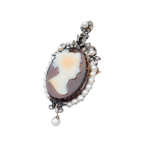Pearl & Diamond Hardstone Cameo Pendant Brooch in 18ct Gold | French c.1860 - image 3