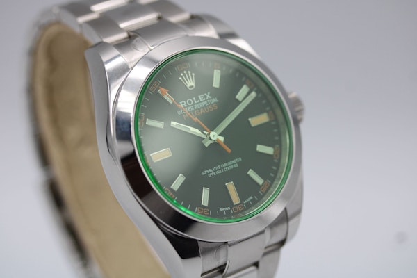 Rolex Milgauss 116400GV Full Set 2021 Unpolished - image 5