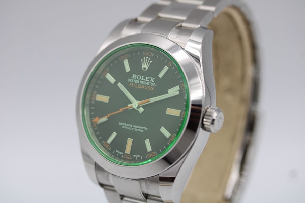 Rolex Milgauss 116400GV Full Set 2021 Unpolished - image 4