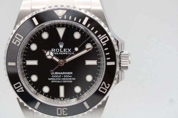 Rolex Submariner (No Date) 41mm 124060 Full Set 2020 Unpolished - image 6