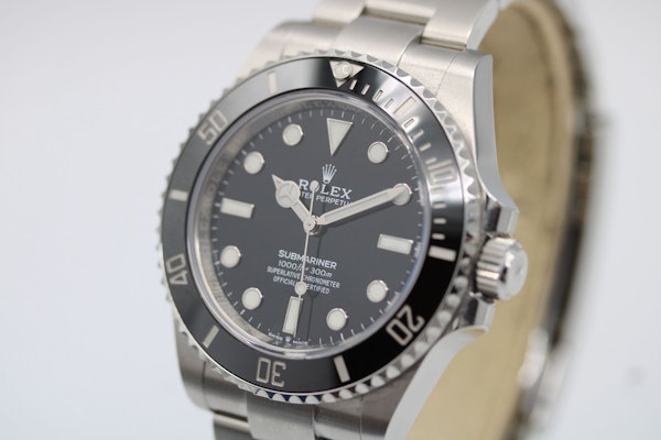 Rolex Submariner (No Date) 41mm 124060 Full Set 2020 Unpolished - image 3