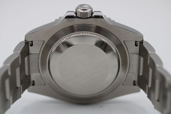 Rolex Submariner (No Date) 41mm 124060 Full Set 2020 Unpolished - image 9