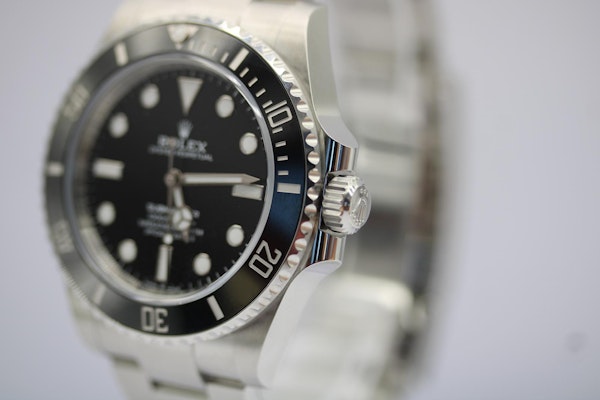 Rolex Submariner Non Date 124060 - image 12