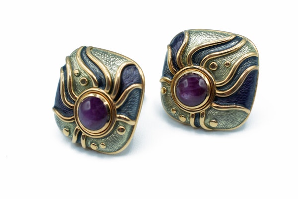 De Vroomen Amethyst & Enamel Earrings in 18ct Gold - image 2