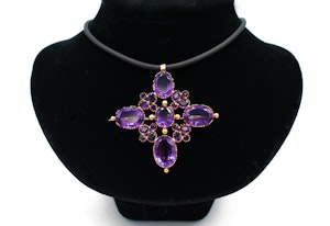 Russian Amethyst Cross in 18ct Gold