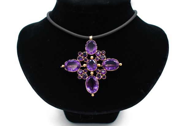 Russian Amethyst Cross in 18ct Gold - image 5