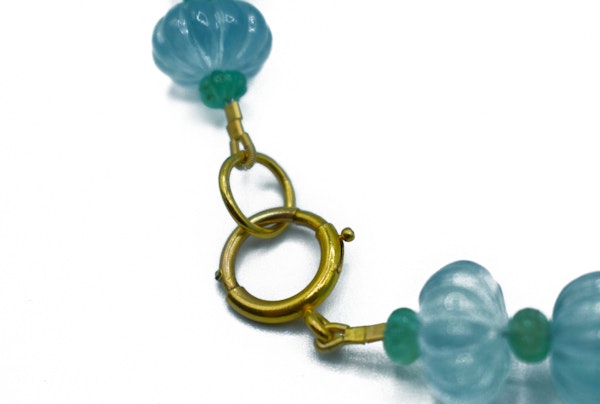 Natural Carved Aquamarine & Emerald Bead Necklace - image 5