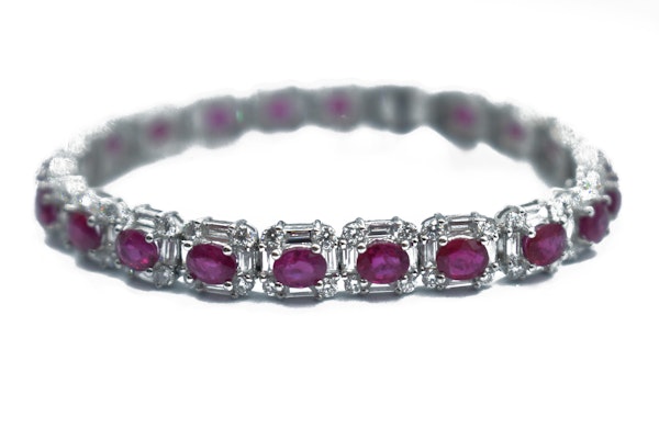 18ct Gold Burma Ruby & Diamond Bracelet - image 1