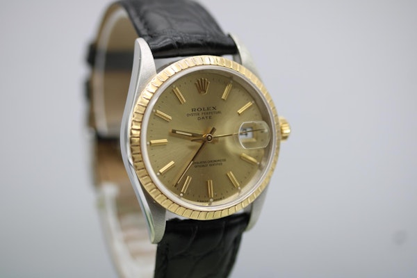 Rolex Oyster Perpetual Date 15223 - image 8