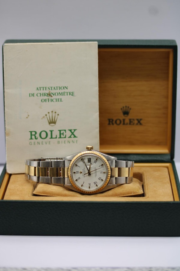 Rolex Oyster Perpetual Date 15053 - image 11