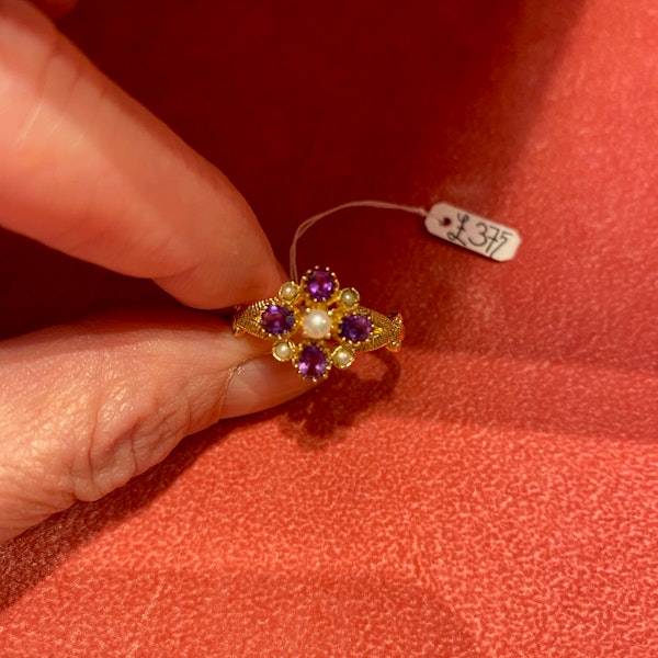 Amethyst Pearl 9ct Gold Ring date circa 1970, Lillys Attic since 2001 - image 2