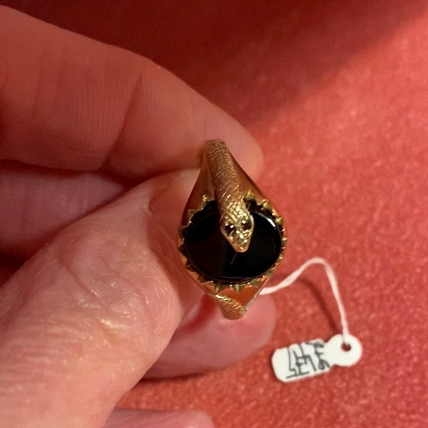 Onyx Snake Ring in 9ct Gold date after 1861-1970, Lilly's Attic since 2001 - image 2