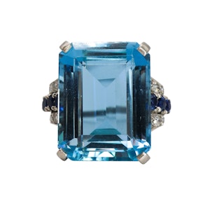 Art Deco Aquamarine Sapphire Diamond and Platinum Ring, Circa 1935