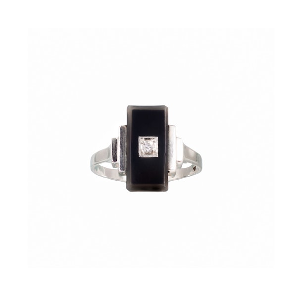 Onyx & Diamond Gold Ring | Art Deco c.1930 - image 2