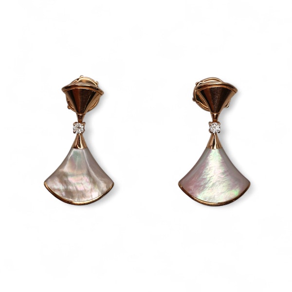 Bvlgari Divas’ Dream earrings - image 3