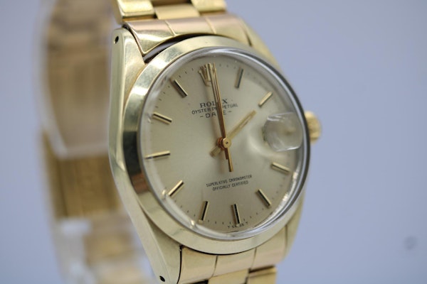 Rolex Oyster Perpetual Date 1550 - image 6