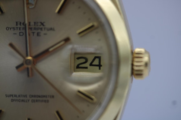 Rolex Oyster Perpetual Date 1550 - image 3
