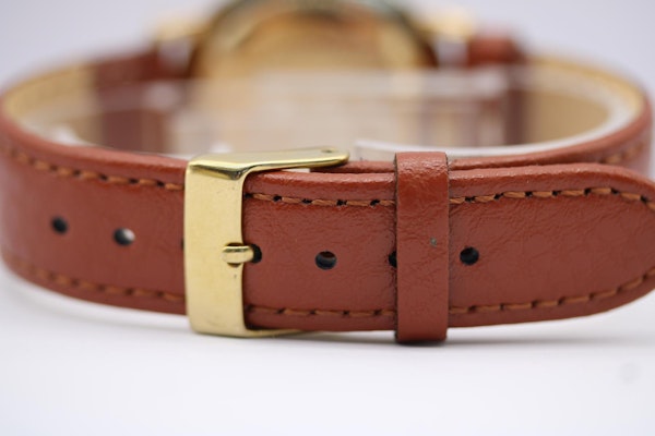 Omega Vintage Dress Watch - image 6