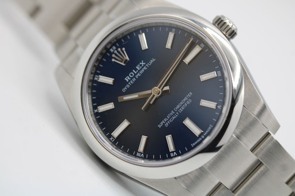 Rolex Oyster Perpetual 41mm 124200 Watch & Card 2025 - image 13