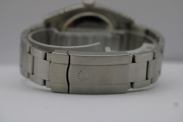 Rolex Oyster Perpetual 116000 - image 12