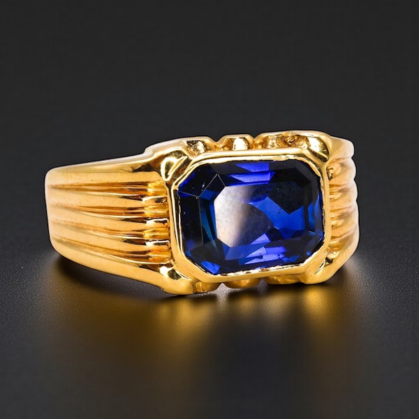 2.91ct Burmese Sapphire Ring at Deco&Vintage Ltd - image 4