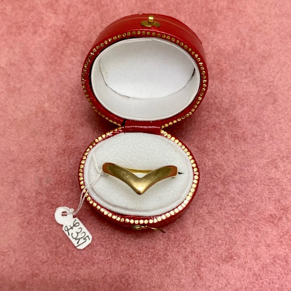 Wishbone Ring in 9k Gold date circa 1960, Lilly's Attic since 2001 - image 1