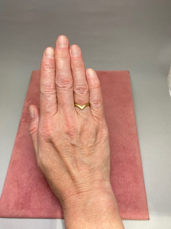 Wishbone Ring in 9k Gold date circa 1960, Lilly's Attic since 2001 - image 3