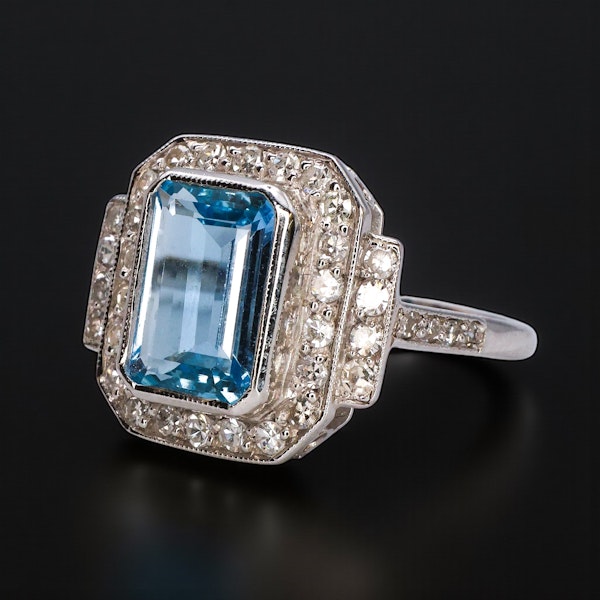 Aquamarine diamond ring at Deco&Vintage Ltd - image 3
