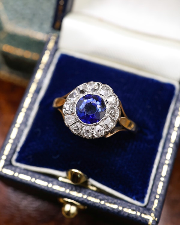 A fine 18ct Yellow Gold & Platinum (stamped), Sapphire and Diamond Cluster Ring Circa 1920-1930 - image 1