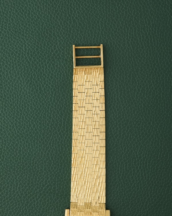 Longines Conquest Ref. 8258 Brick Bracelet 18K Gold - image 10