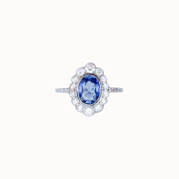 Ceylon Sapphire & Diamond Cluster Ring | c.1960s - image 3