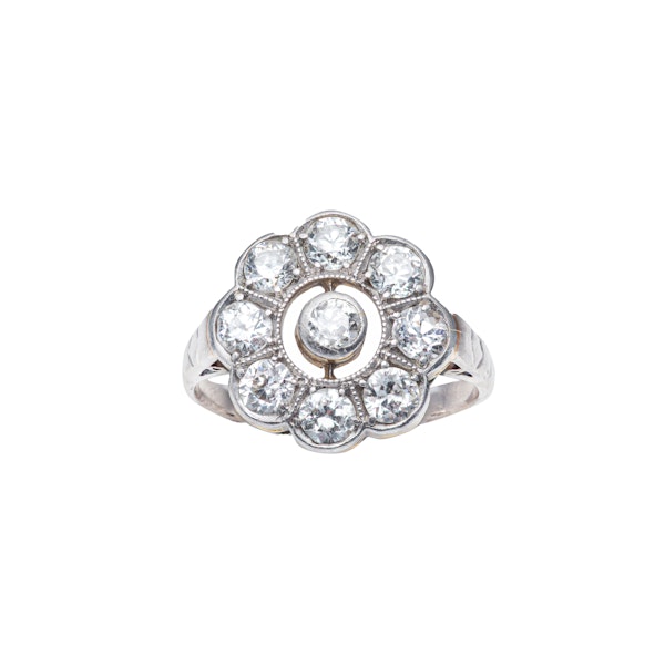Daisy Diamond Cluster 18ct Gold Ring | Edwardian c.1900s - image 2