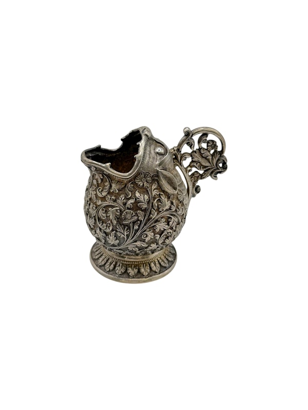 19th century Indian silver jug. - image 3