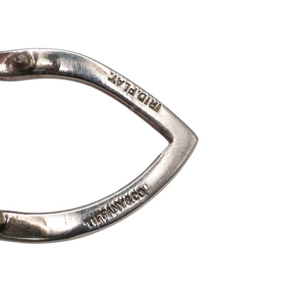 Art Deco Tiffany & Co. Sapphire Diamond and Platinum Double Clip Brooch, Circa 1930 - image 7