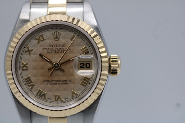 Rolex Lady Datejust 69173 (Rare Dial) - image 6