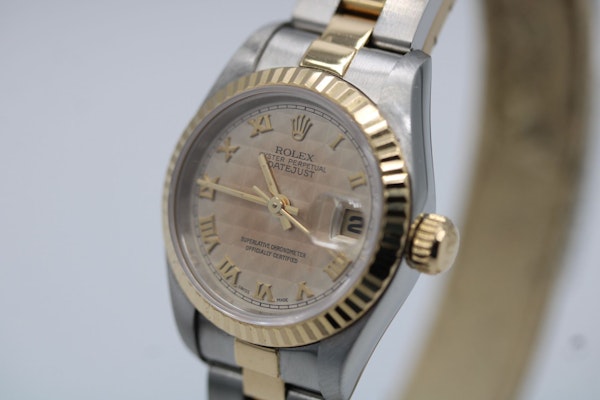 Rolex Lady Datejust 69173 (Rare Dial) - image 3