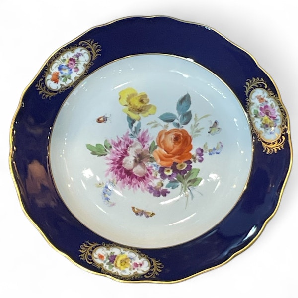 Pair of Meissen plates - image 4