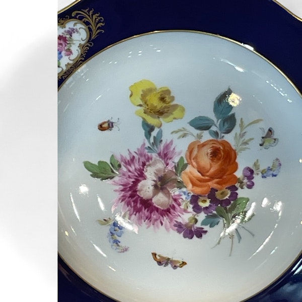 Pair of Meissen plates - image 5